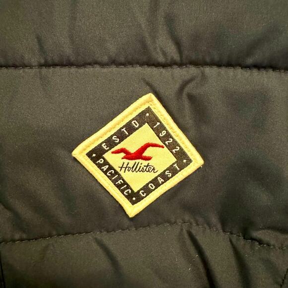 Hollister Silk Vest with Sherpa Lining size M Navy blue - Picture 4 of 5